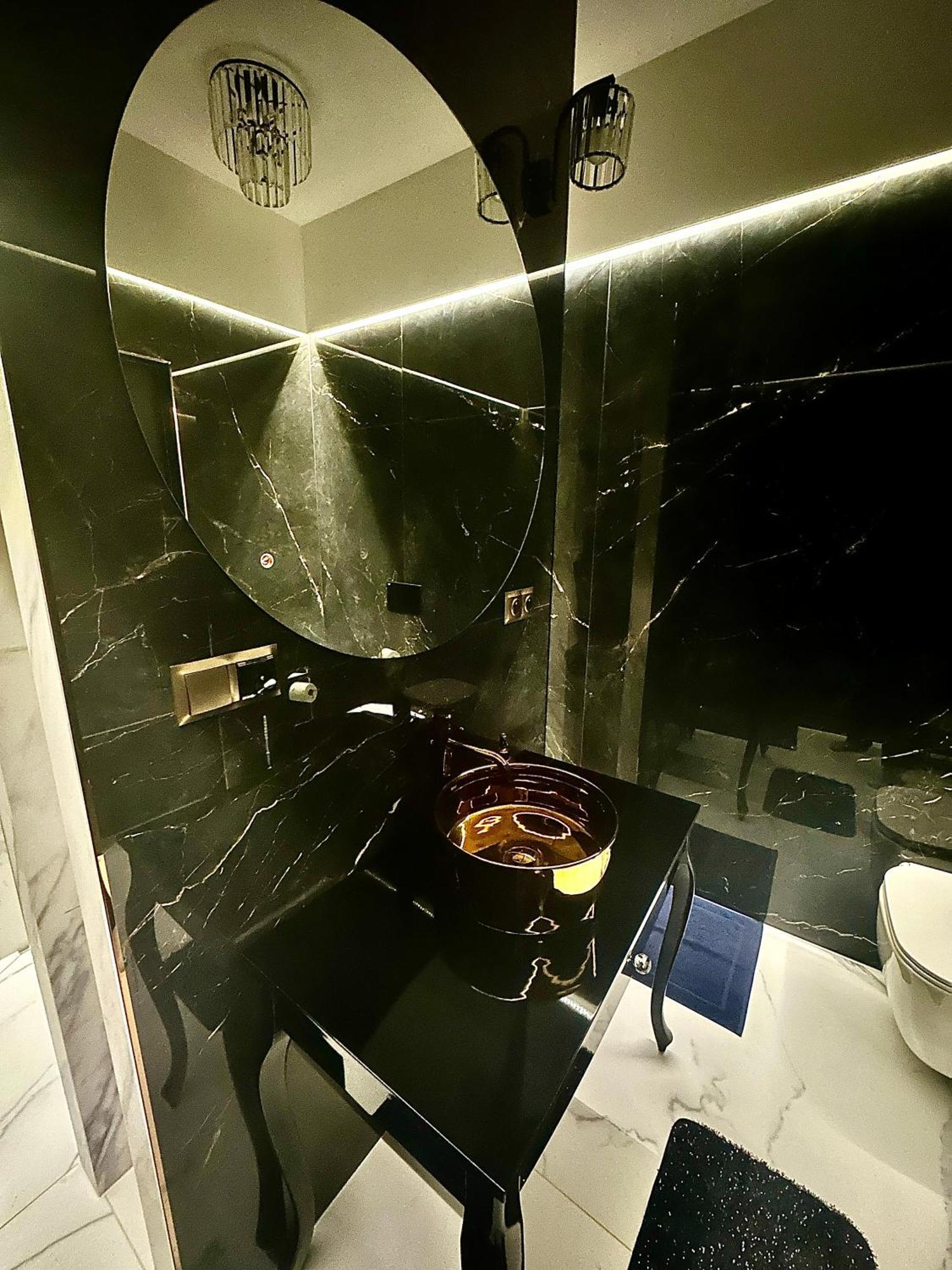 Black House A رادوم المظهر الخارجي الصورة